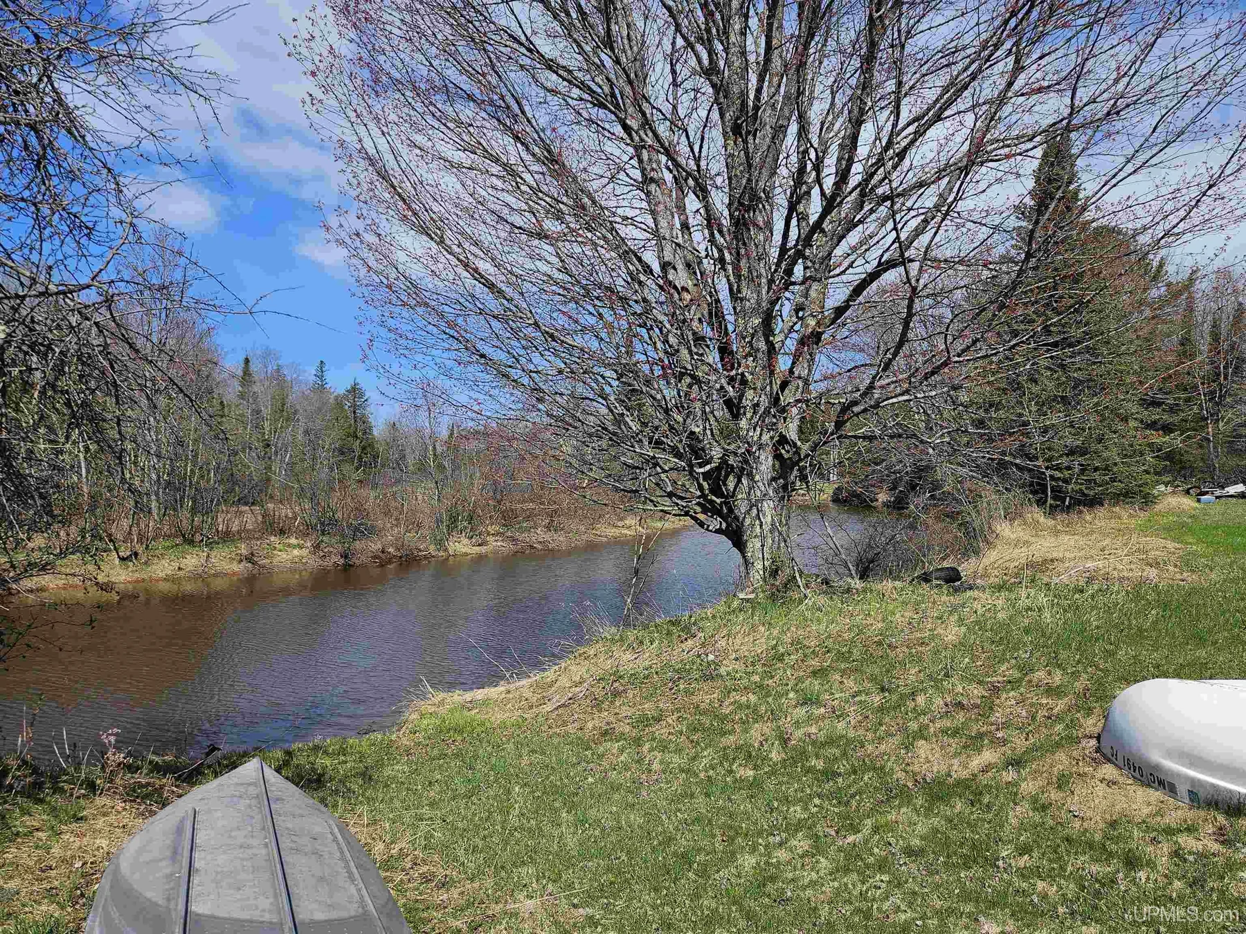 Waterfront property in the western Upper Peninsula